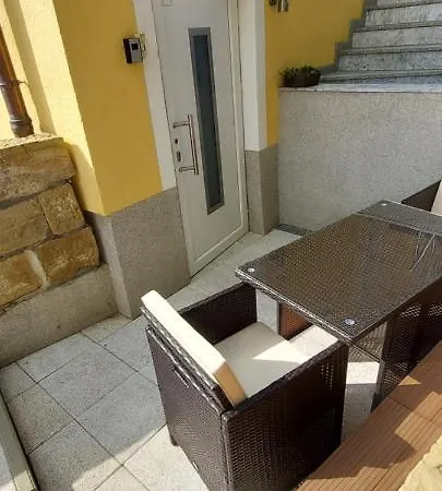 Popp Apartment *